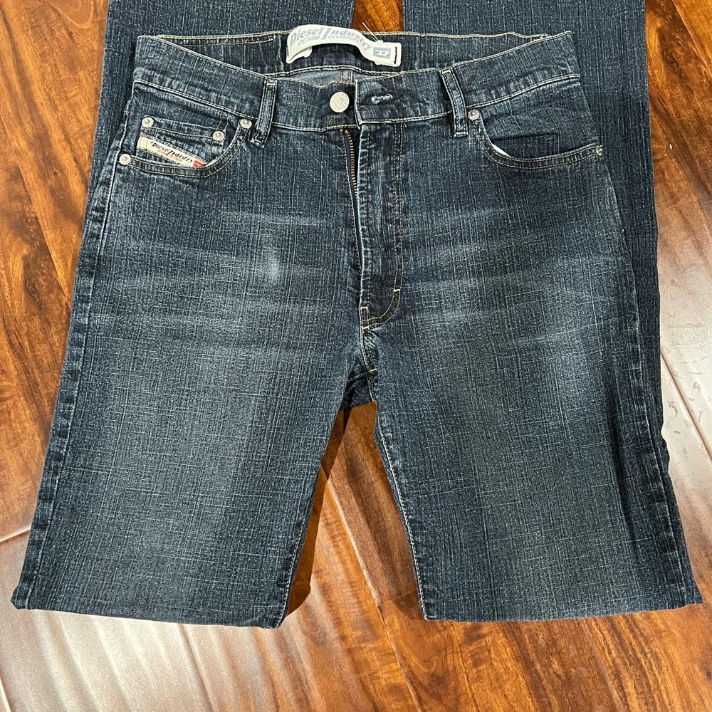 Diésel industry RR55 men’s jeans size 28